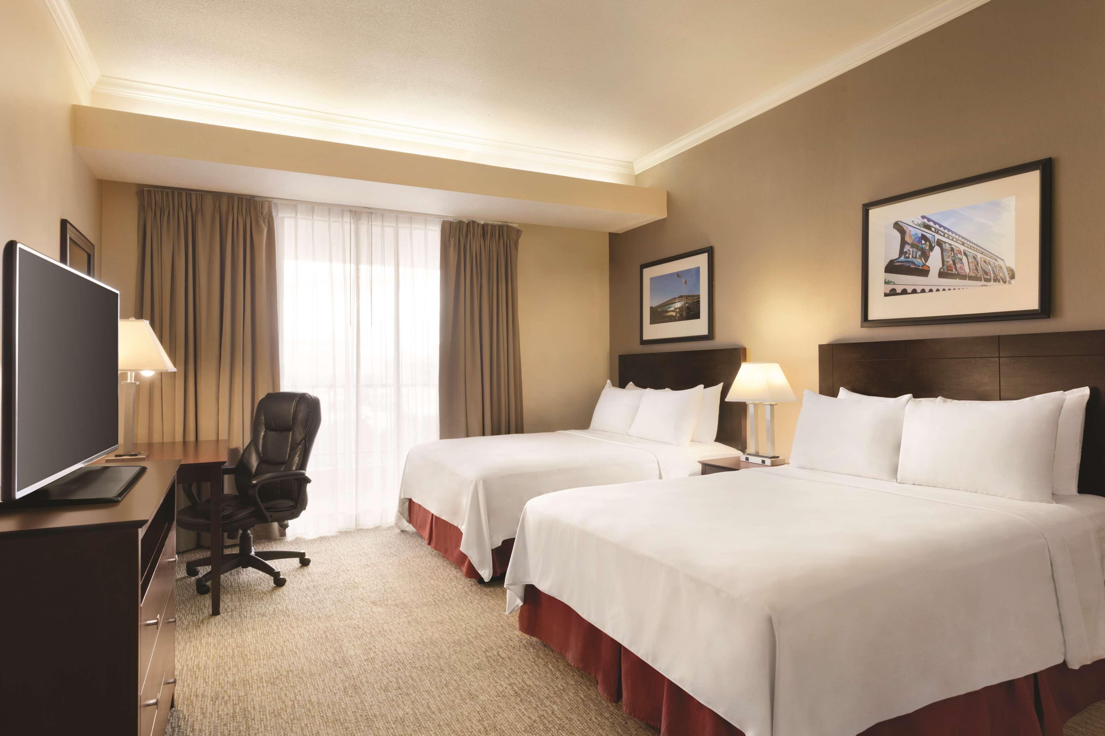 Radisson Conference Center 3*