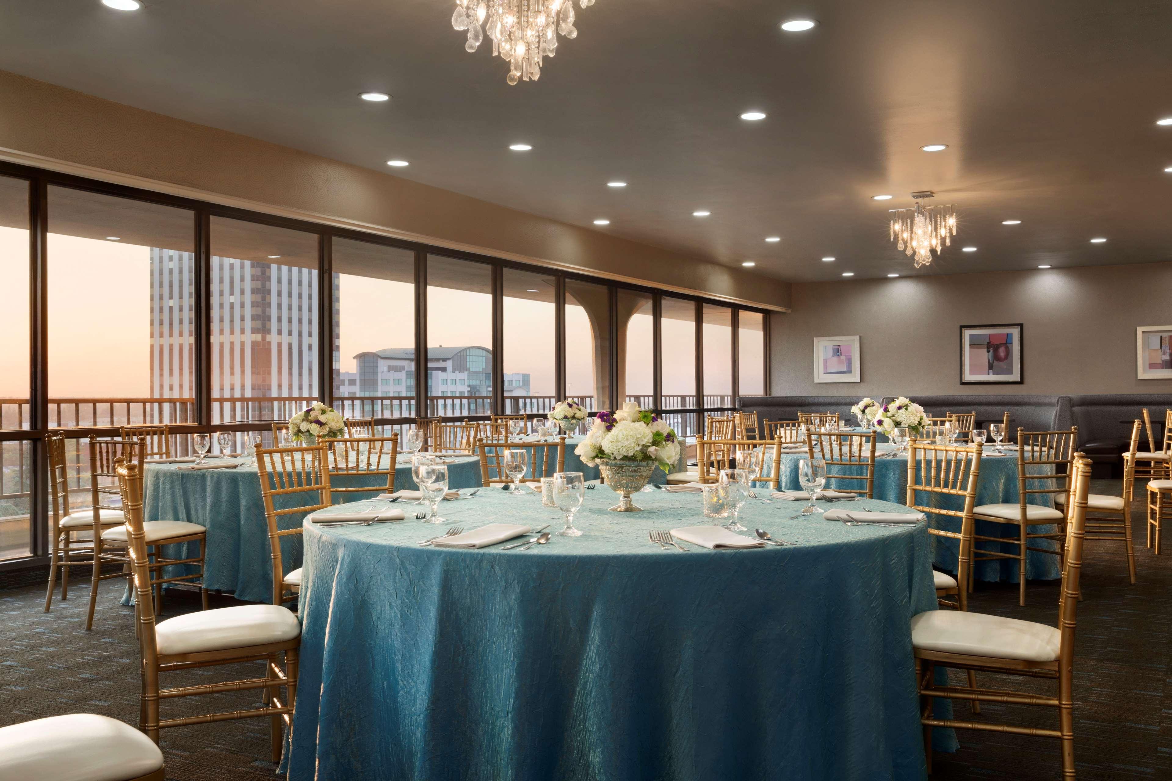 Radisson Conference Center Hotel Fresno