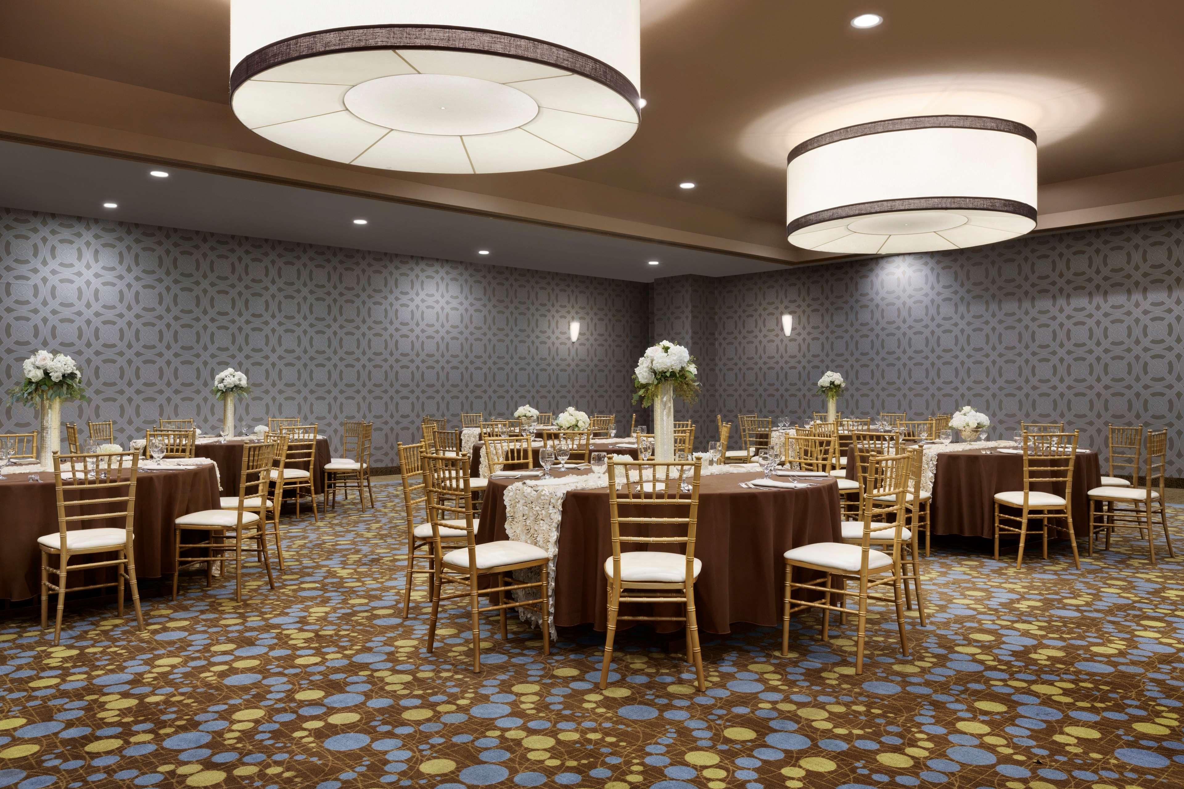 Radisson Conference Center Hotel