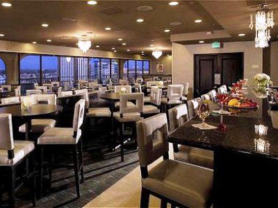 Radisson Conference Center Hotel 3*